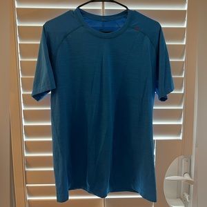 Lululemon Metal Vent Tech Top - Sz M